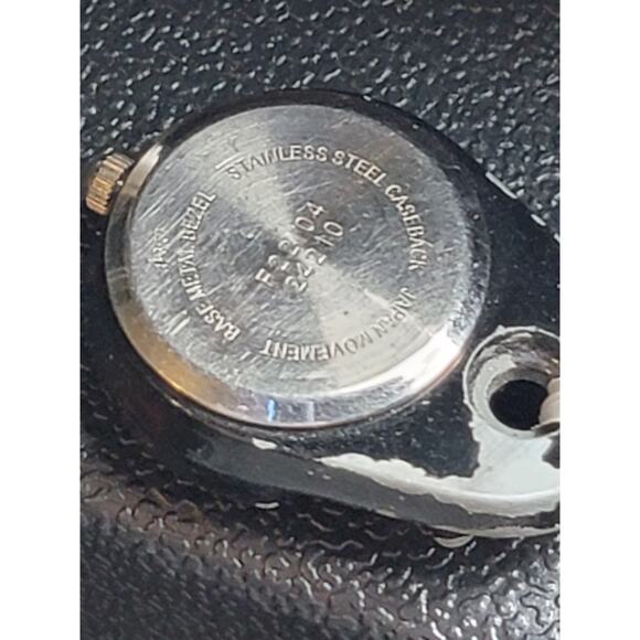 Dakota Men's Analog Clip On Keychain Watch Black - Picture 2 of 2